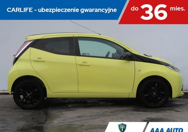 Toyota Aygo cena 39000 przebieg: 55839, rok produkcji 2016 z Międzybórz małe 191